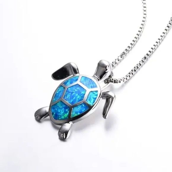 Sea Turtle Necklace Turquoise Blue Silver NEW Boutique - Picture 1 of 2